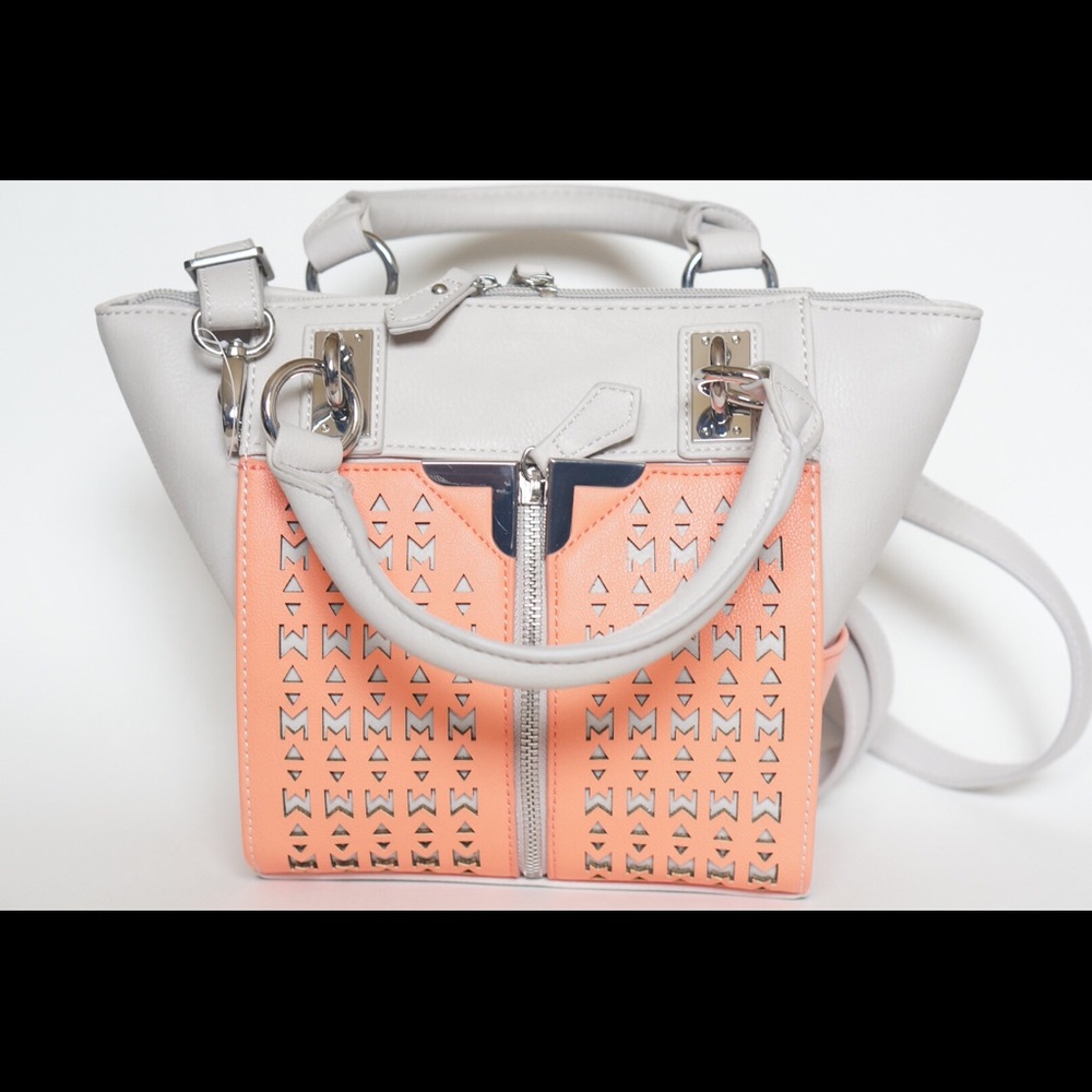 Danielle Nicole “Alexa” mini Crossbody Salmon